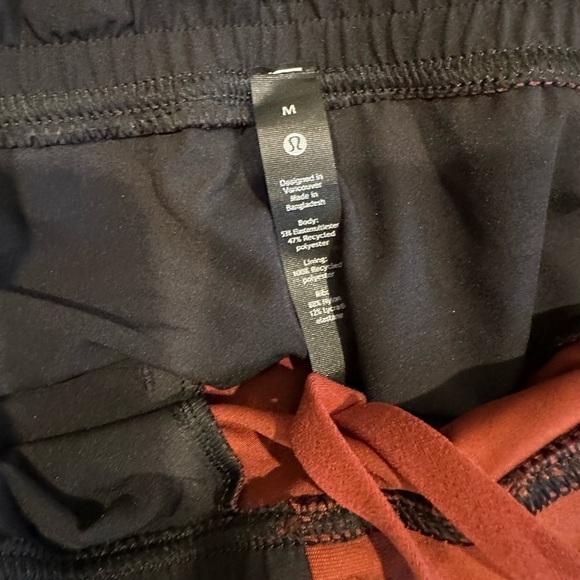 Lululemon Men's Red Pants - Picture 3 of 3